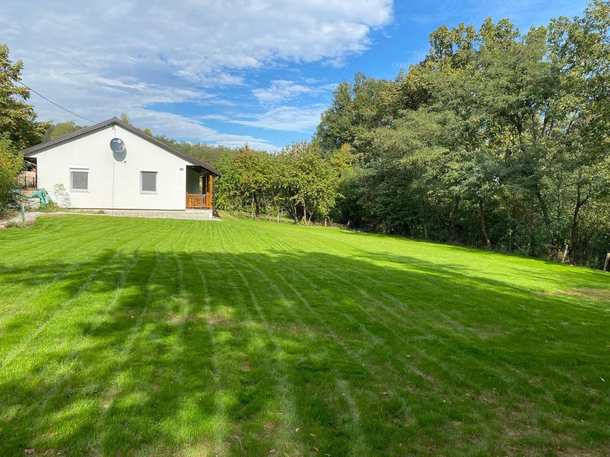 Kucica U Sumici Holiday home Stojnik